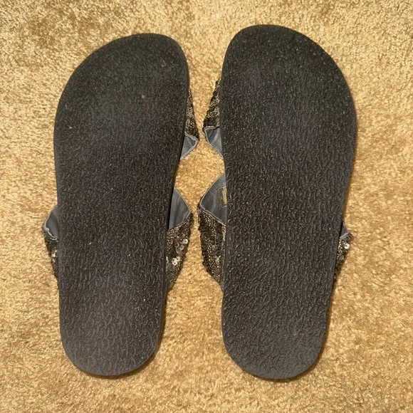 Free People size 39 Beaded Women's Sandals. 8.5/9 - Picture 3 of 3